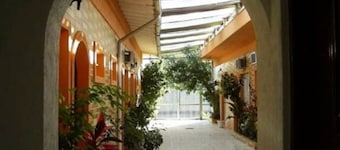 Hotel Alaska