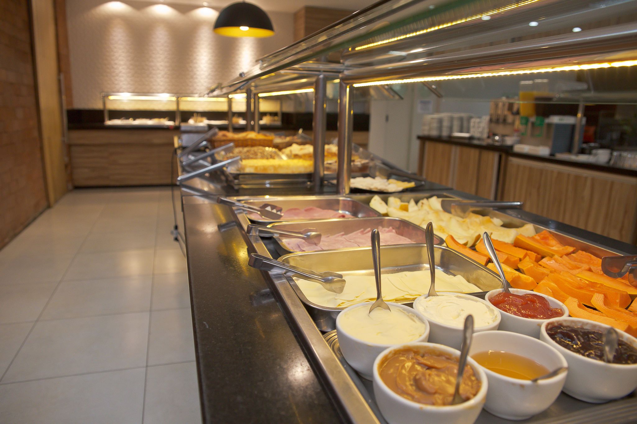 Tägliches inbegriffenes Frühstücksbuffet