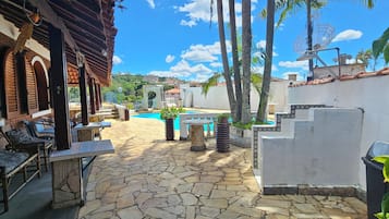 Outdoor pool, sun loungers