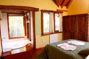 Deluxe Cabin (4 people) | In-room safe, individually decorated, individually furnished - Cabañas del Bosque (Mar Azul)