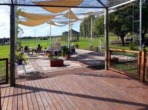 Sundeck - Pampas del Sur (Canuelas)