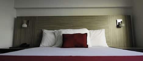 Comfort Double Room | Free WiFi, bed sheets