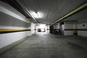 Parkir mandiri gratis