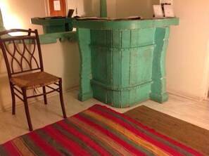 Interior - Weekend & Wine B&B (Santa cruz)