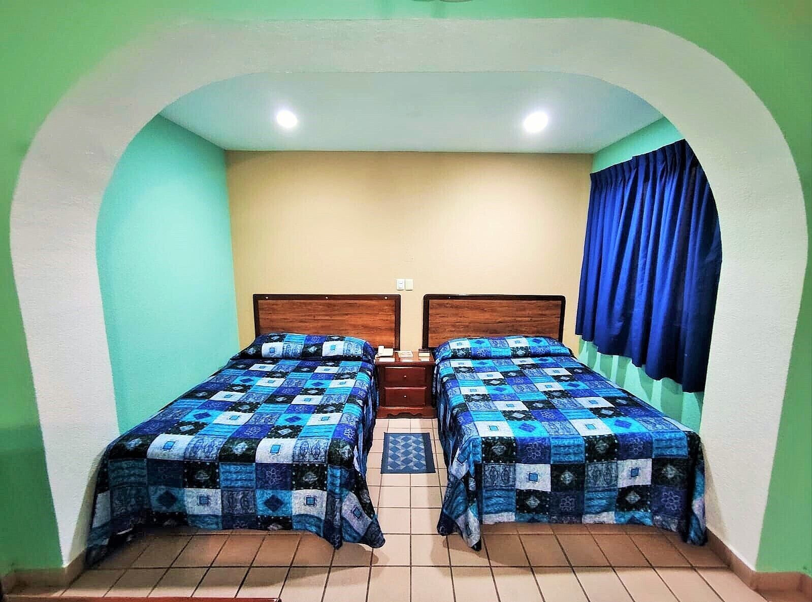 standard double room | 1 bedroom, hypo-allergenic bedding, down duvets, desk