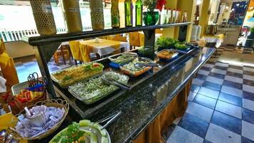 Lunch and dinner served