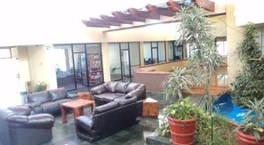 Property grounds - Hotel Plaza Nogales (Nogales)