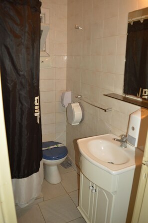 Bathroom - Hotel Vial Center (Mar del Plata)