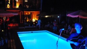 Unclassified image, 3 of 4, button - La Rubia Hostel (La Pedrera)