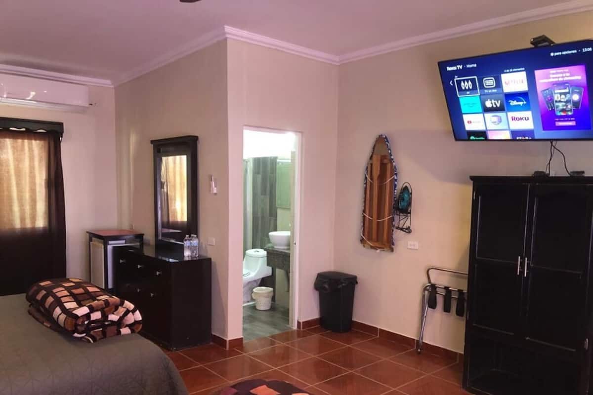 Comfort Double Room | Premium bedding, down duvets, individually furnished, laptop workspace
