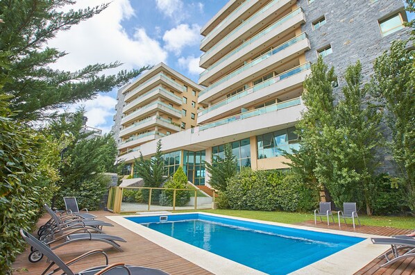 Indoor pool, seasonal outdoor pool