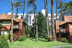 Exterior - La Posta de Carilo (Carilo)