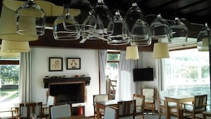 Bar (on property) - La Posta de Carilo (Carilo)