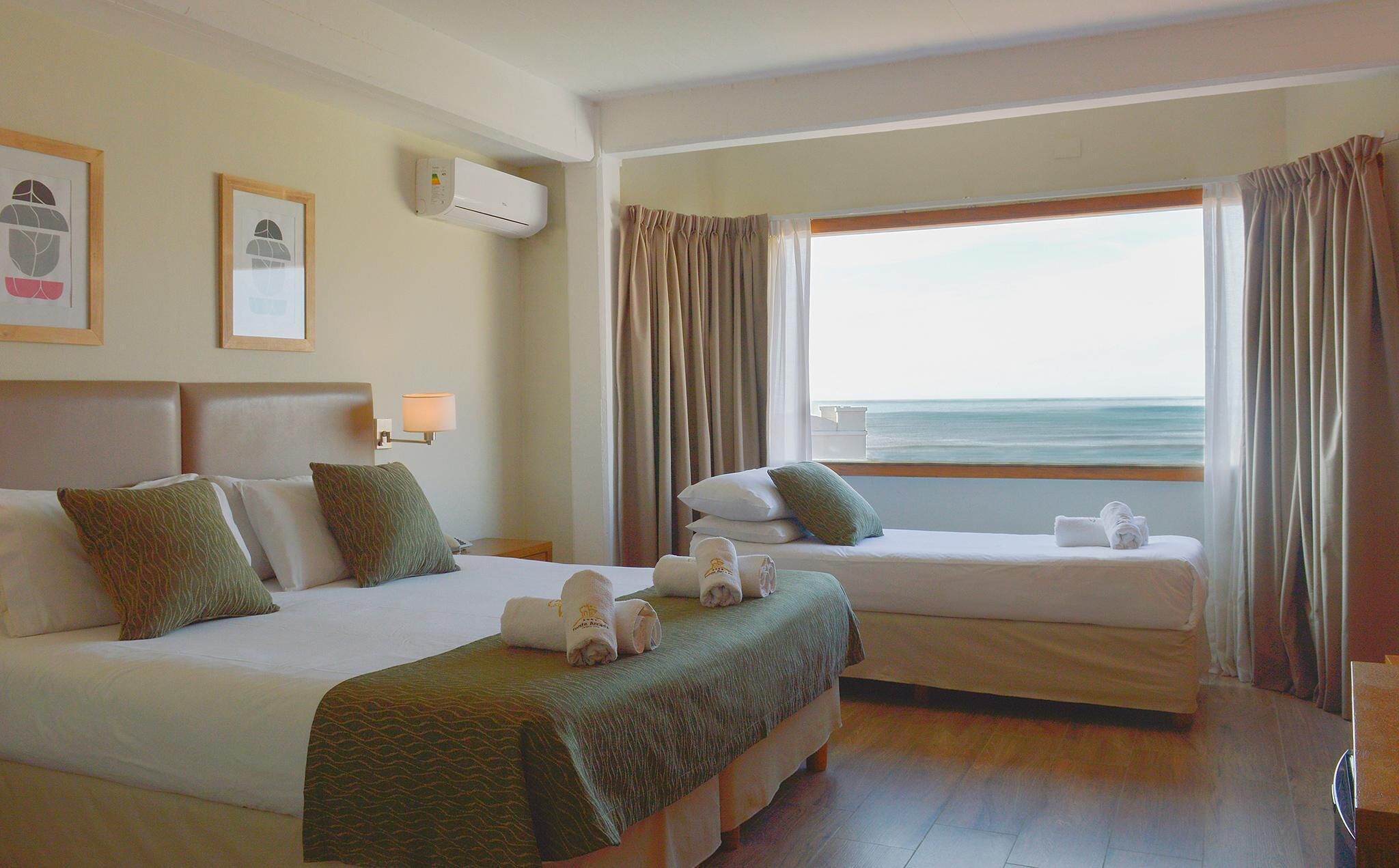 Minibar, coffres-forts dans les chambres, lits bébé (en supplément)