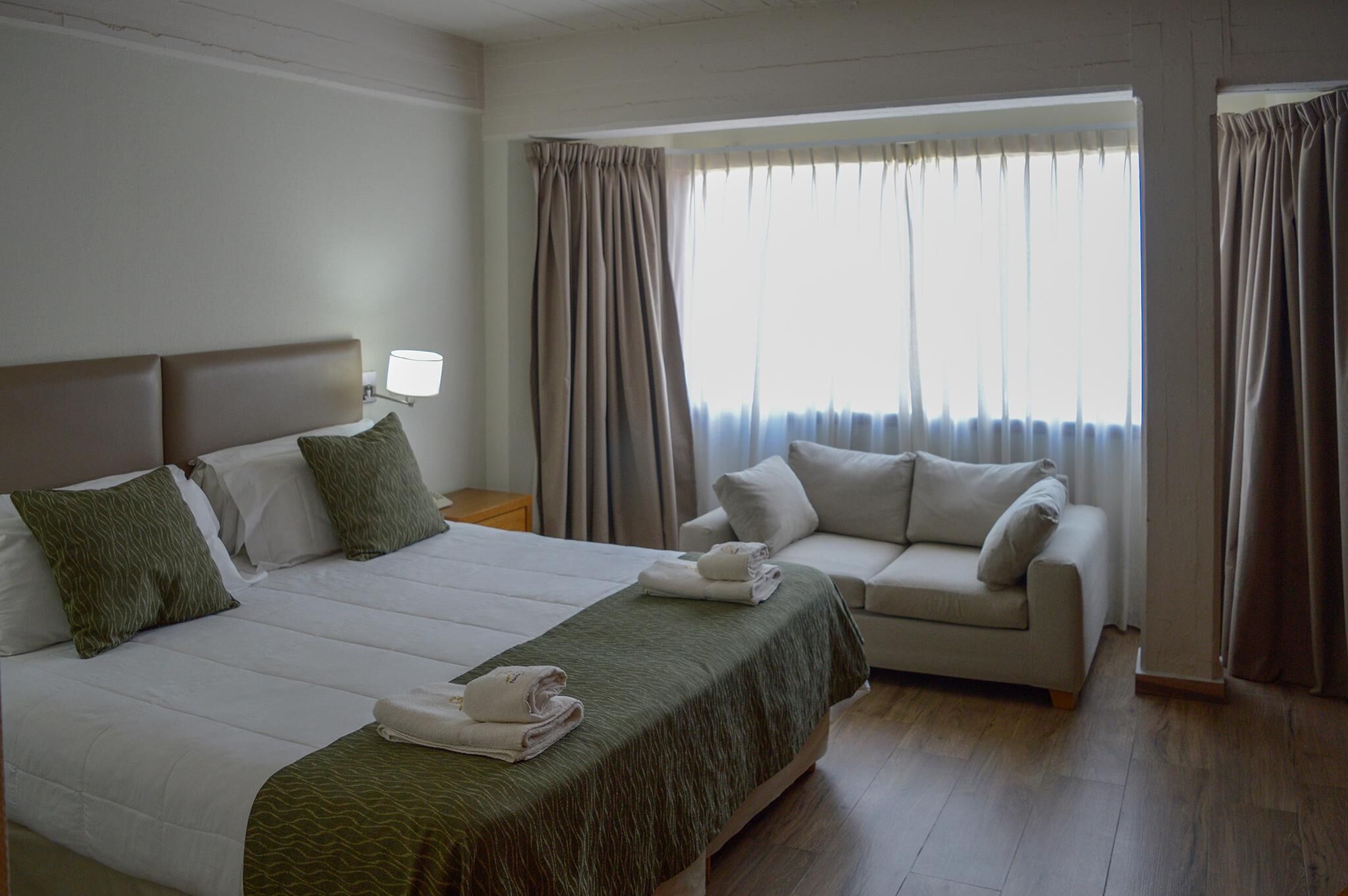 Minibar, coffres-forts dans les chambres, lits bébé (en supplément)