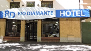Front of property - Rio Diamante Hotel (San Rafael)