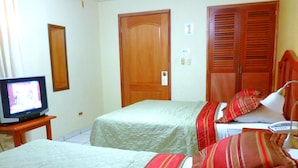 Room - THE Green Frog Inn Bed and Breakfast (San Pedro Sula)