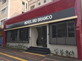 Entrada al alojamiento