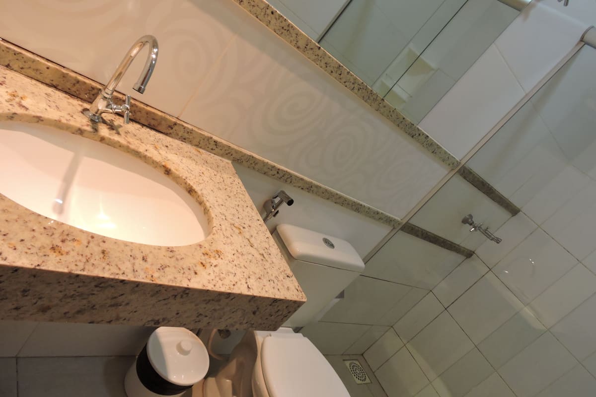 superior double room | bathroom | shower, free toiletries, towels