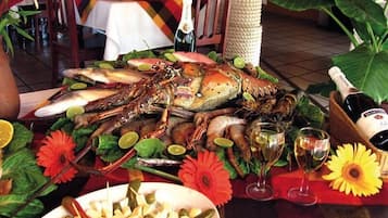 Alimentos y bebidas