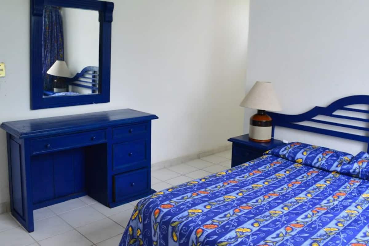 Bungalow, 2 Bedrooms | WiFi (free)