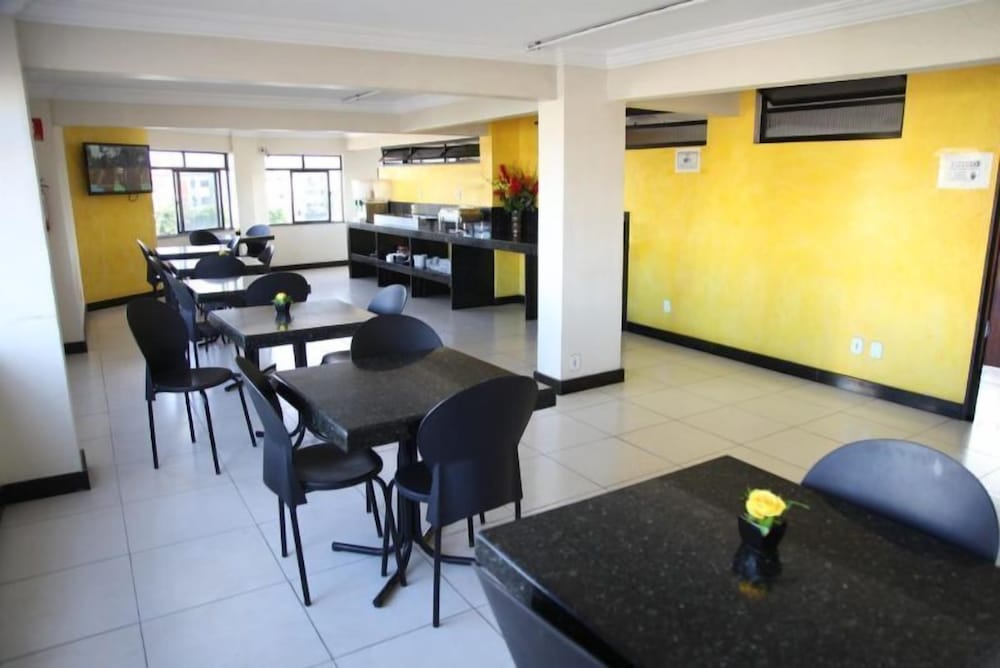 Hotel Pirâmide Rodoviária by null