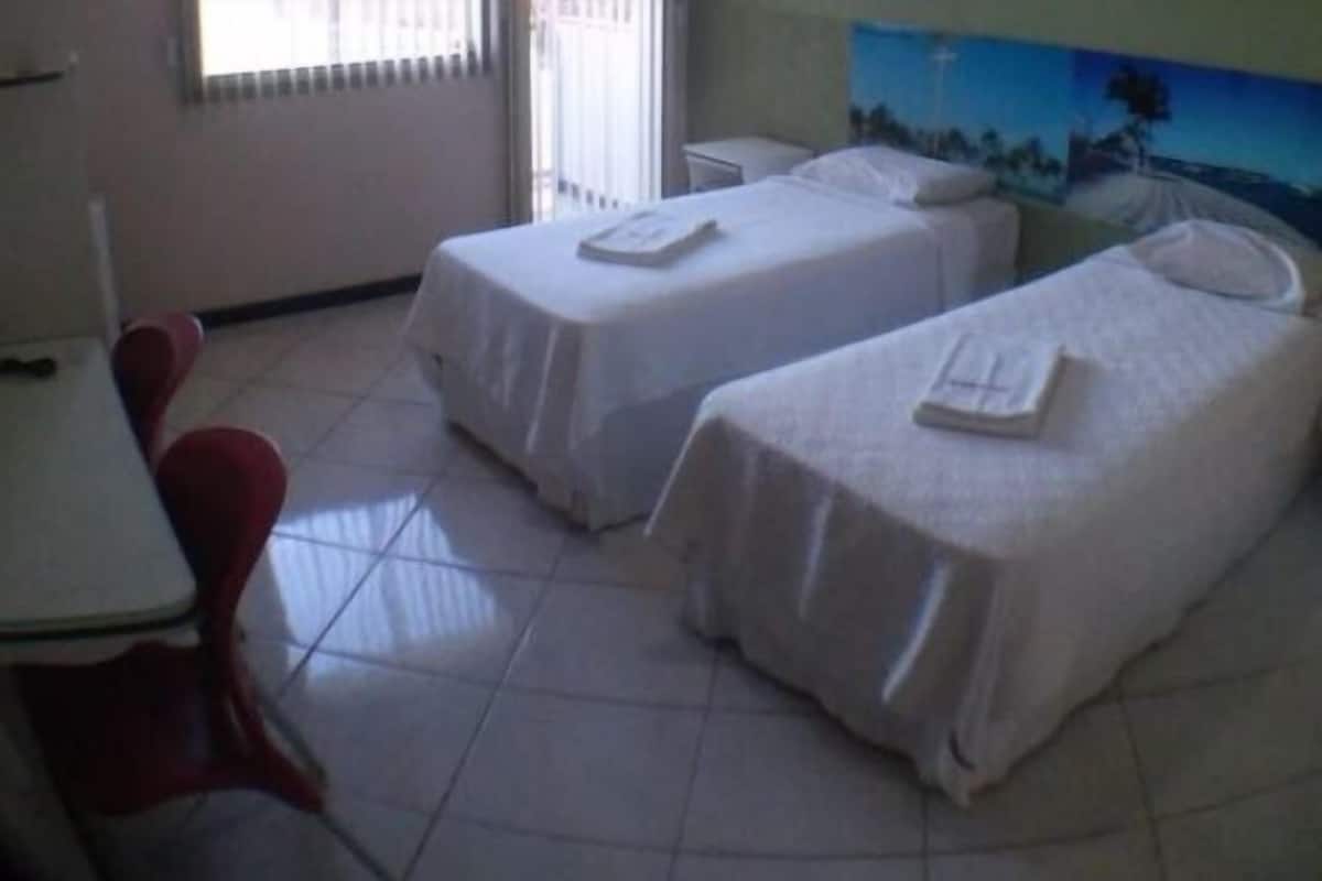 Double or Twin Room | Minibar, desk, iron/ironing board (on request), WiFi (free)