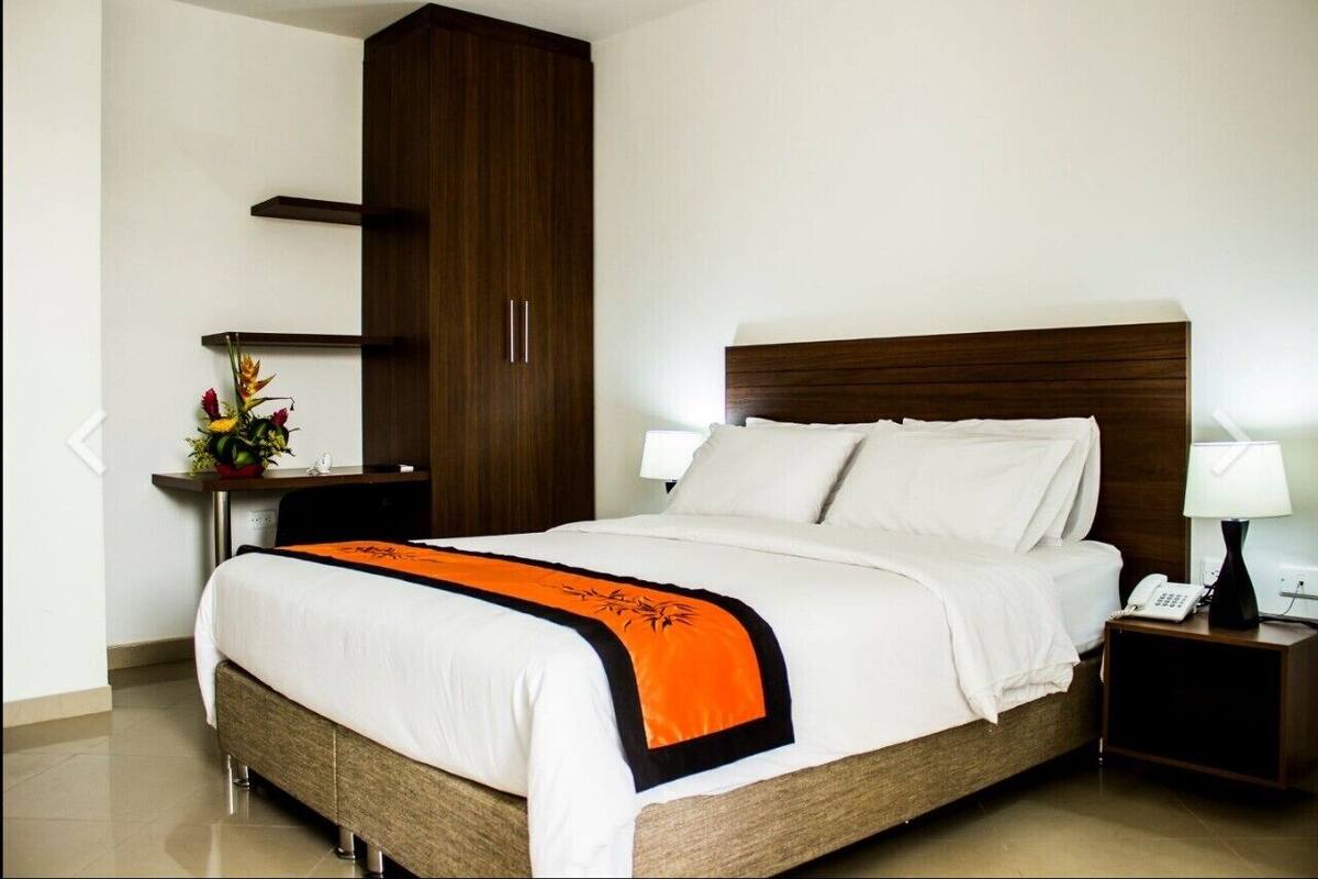 Premium bedding, free WiFi