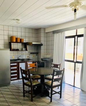 廚房用具/餐具/器皿