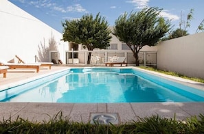 Outdoor pool - Savona Apart Hotel Boutique (Cordoba)
