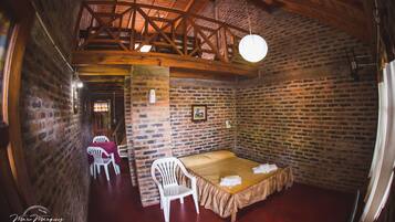Minibar, rollaway beds, free WiFi, bed sheets