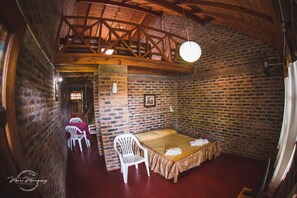 Minibar, Zustellbetten, kostenloses WLAN, Bettwäsche