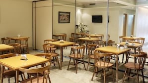 Restaurant - Hotel Blanro (Buenos Aires)