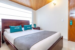 Doppelzimmer | Allergikerbettwaren, Schreibtisch, kostenloses WLAN, Bettwäsche