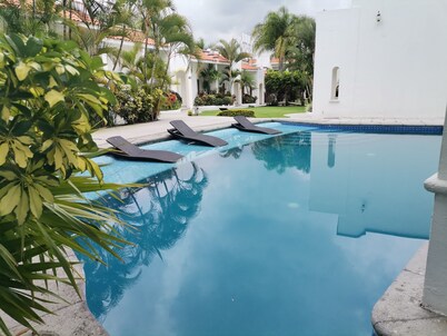 Hotel Canarios