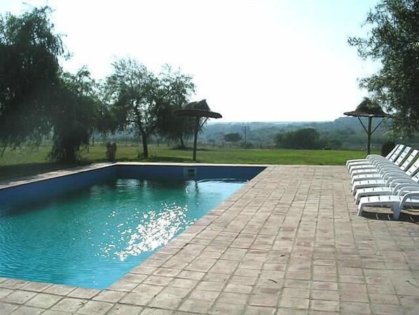 Outdoor pool - Cabañas The Bakers (San Pedro)