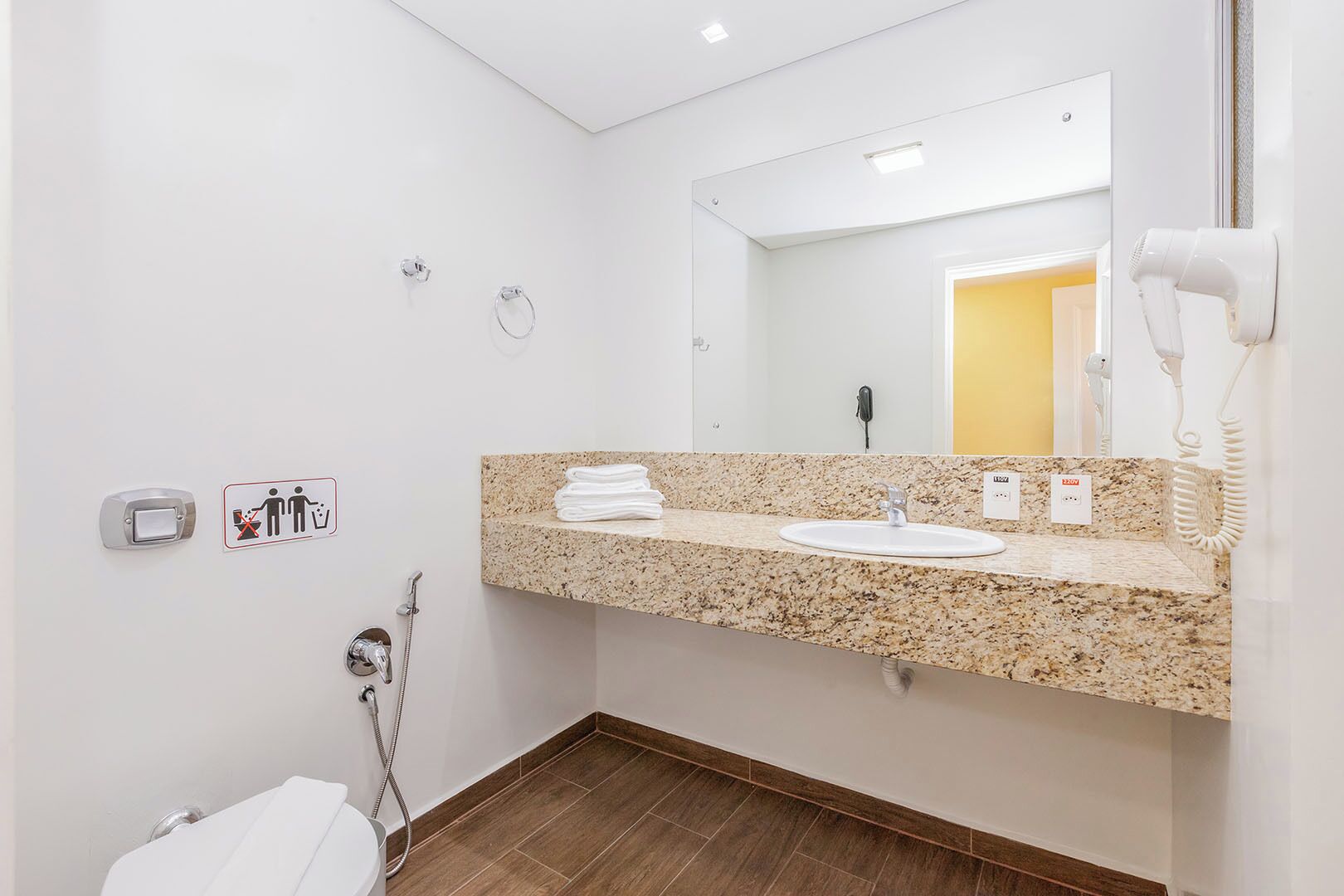 shower, rainfall showerhead, free toiletries, hair dryer