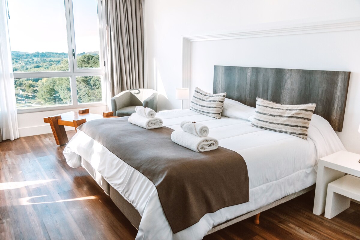 Classic Triple Room, Patio, Garden View | In-room safe, iron/ironing board (on request), WiFi (free)