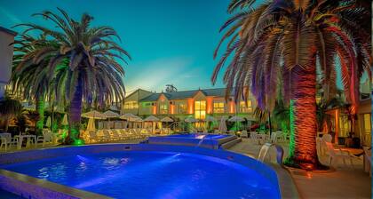 Alto Verde Suites and Apart