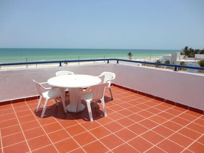 Progreso Beach Hotel