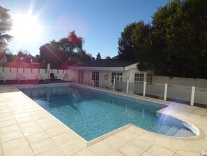 Seasonal outdoor pool - Pinar del Lago (Villa Carlos Paz)