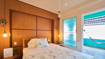 Basic Double Room, Bay View (Casa Rayo) | Bed sheets