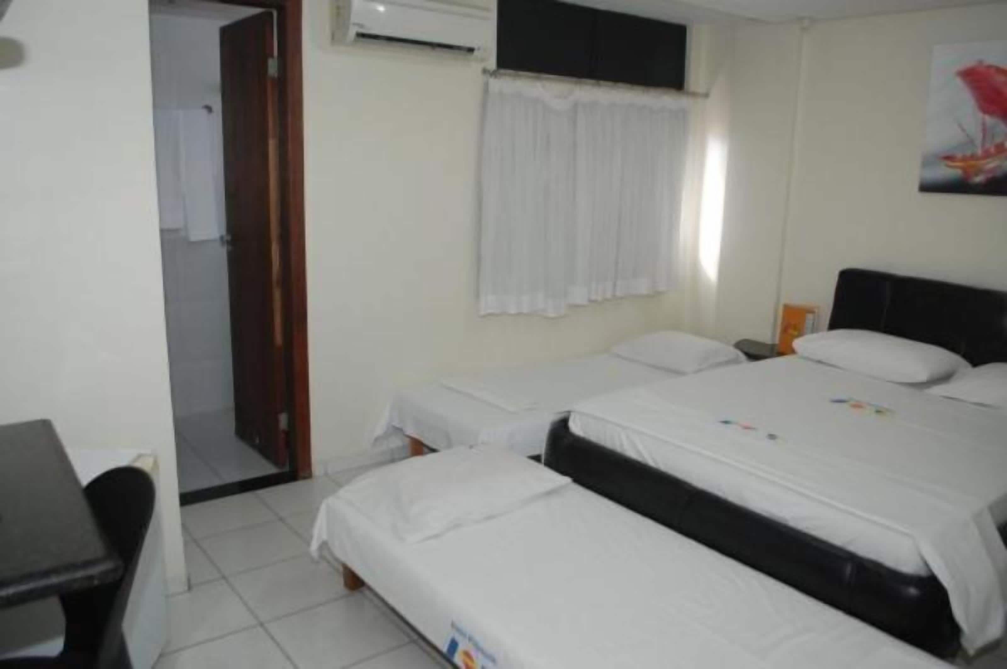 Foto - Hotel Piramide Pituba - Rua Pernambuco