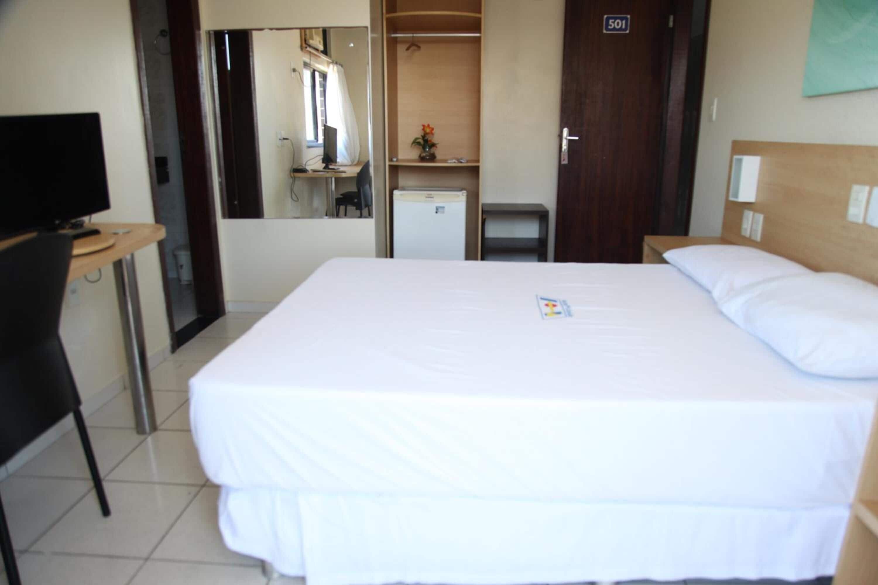 Foto - Hotel Piramide Pituba - Rua Pernambuco