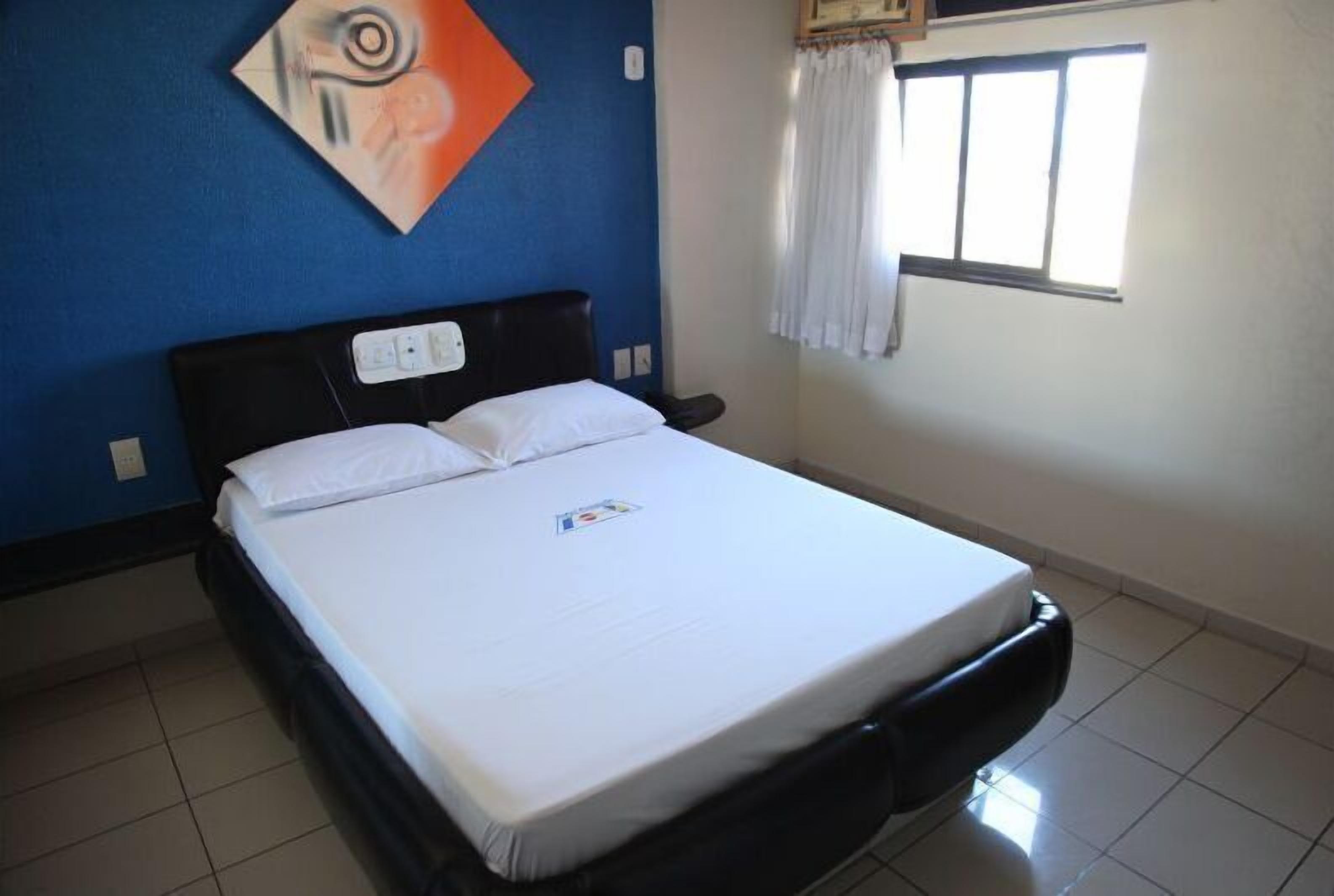 Foto - Hotel Piramide Pituba - Rua Pernambuco