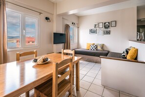 Apartment, Mountain View | Living area | 32-cm LCD TV with satellite channels, TV, pay movies