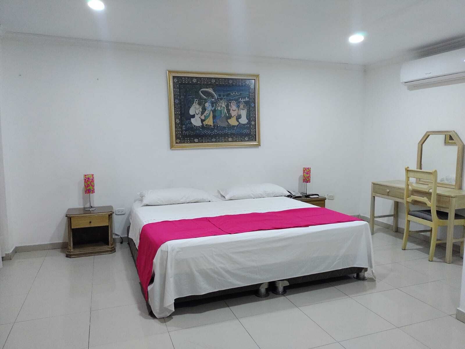Executive Double Room Single Use, 1 Bedroom | Premium bedding, rollaway beds, free WiFi, bed sheets