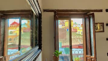 Desk, free WiFi, bed sheets