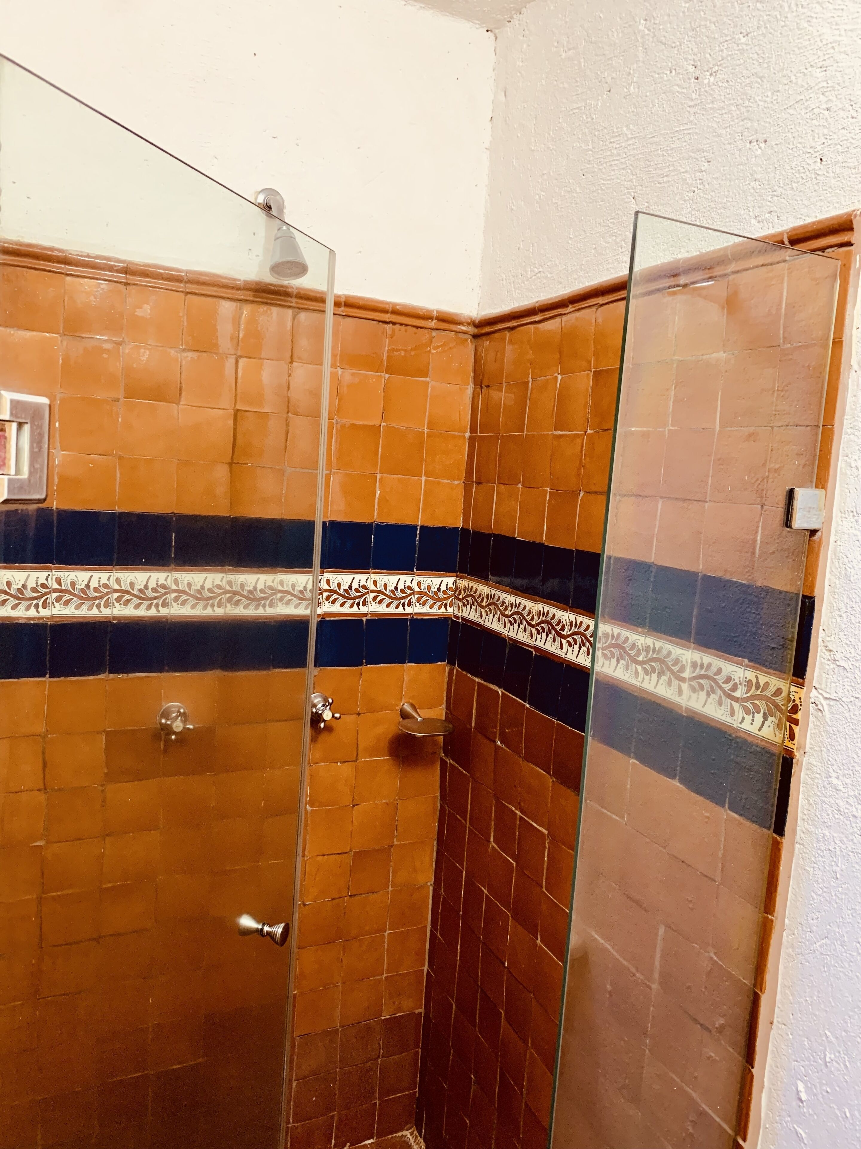 double room | bathroom | shower, free toiletries, towels