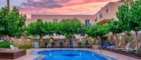 Seasonal outdoor pool, sun loungers